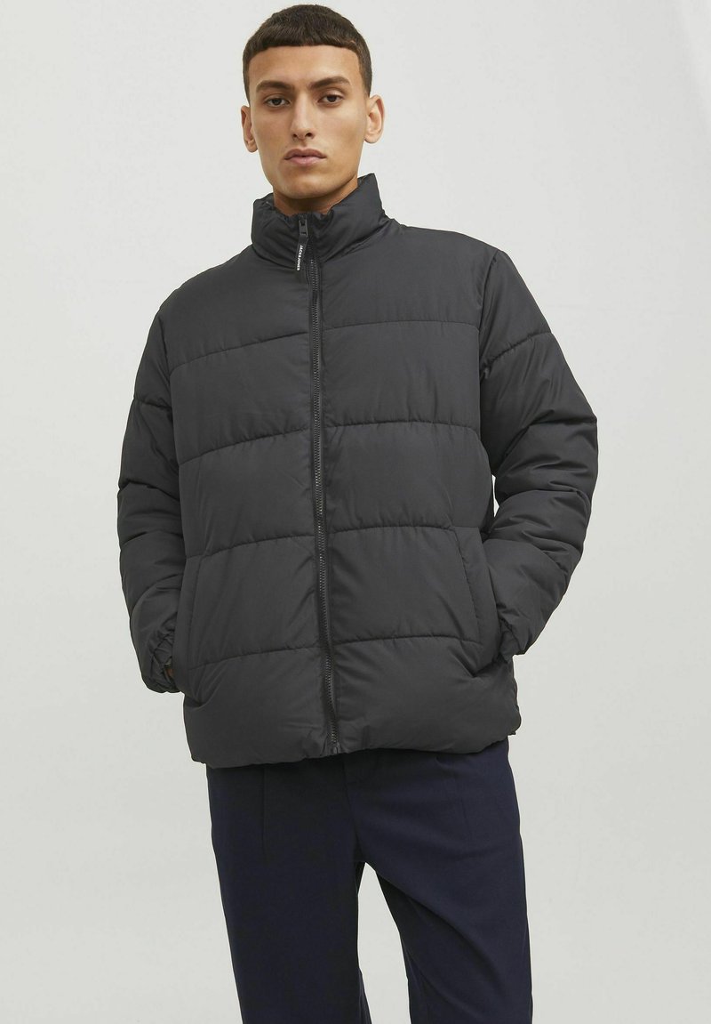 Jack & Jones JJETOBY PUFFER COLLAR - Giacca invernale - black