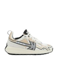 Sneakers met een mix van crème en beige materialen, zwarte accenten, zilveren details, een gestructureerde zool en een opvallend logo op de tong.