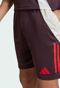 adidas Performance - Krótkie spodenki sportowe
