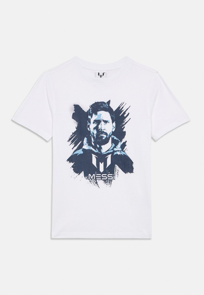 T-shirt en coton blanc avec un graphique bleu représentant le visage d'une figure masculine, agrémenté d'accents de éclaboussures, et le nom "MESSI" en bas.