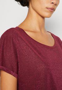 Mos Mosh TEE - T-shirts med print - beet red