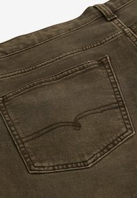 Next REGULAR FIT OVERDYED - Jean droit - brown