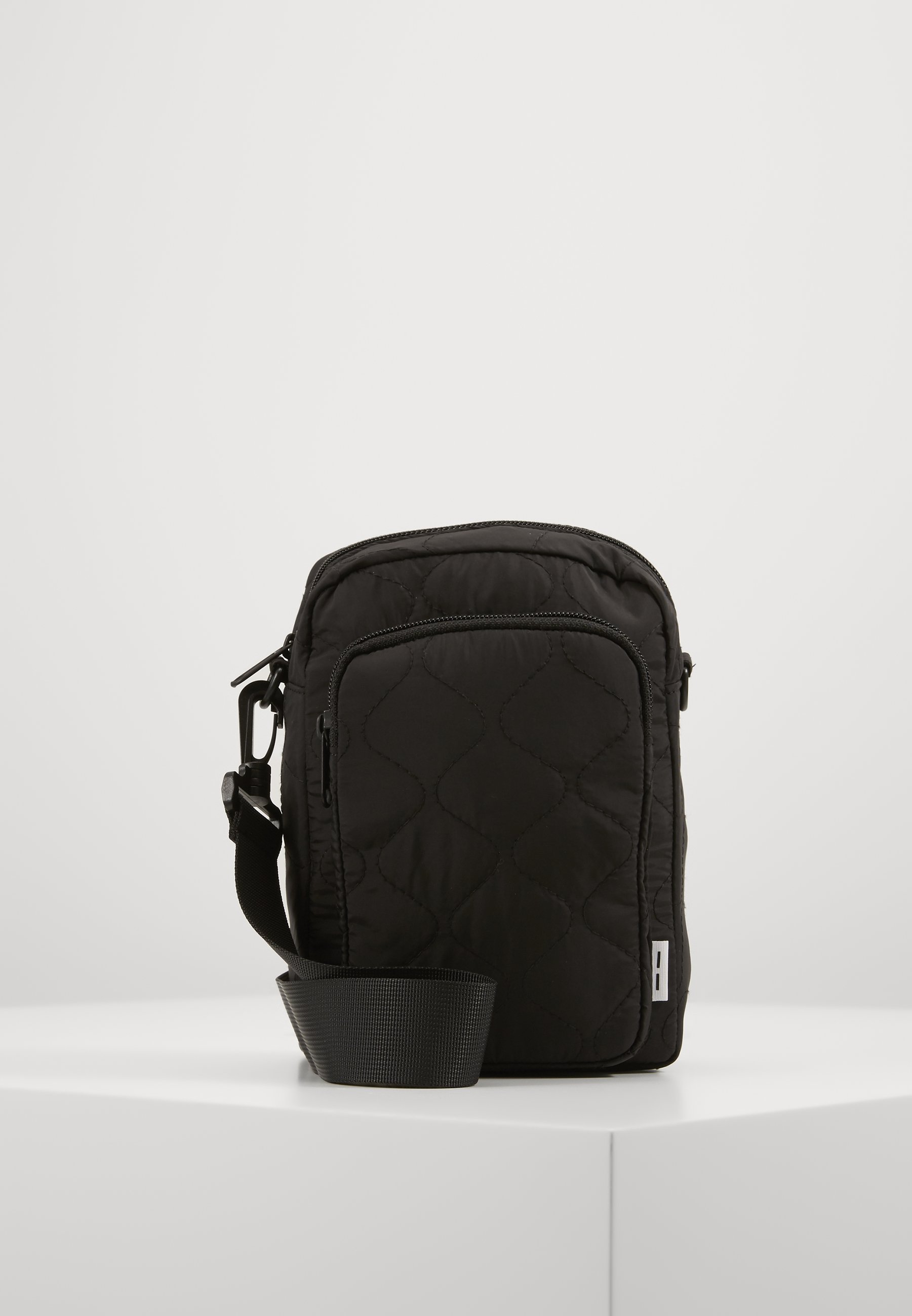 Samsøe Samsøe ASTAK BAG Skulderveske black Zalando.no Samsøe Samsøe ASTAK BAG Skulderveske black Zalando.no