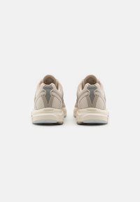 Reebok Classic PREMIER TRINITY  - Sportcipő - bon/ash/moonst