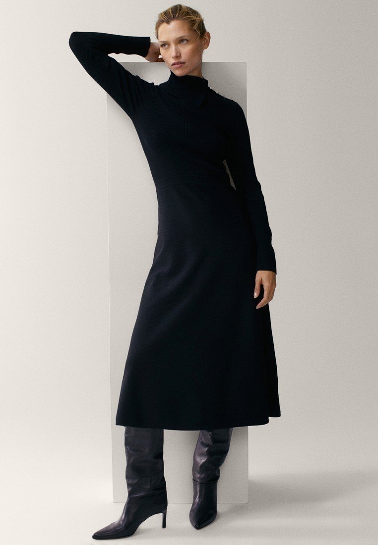 Massimo Dutti Stickad klänning black Zalando.se Massimo Dutti Stickad klänning black Zalando.se
