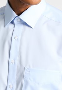 OLYMP Luxor MODERN FIT - Zakelijk overhemd - hellblau