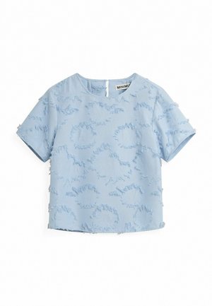 Camicia azzurra a maniche corte con motivi circolari texture, dotata di scollatura rotonda e piccolo'apertura sul retro.