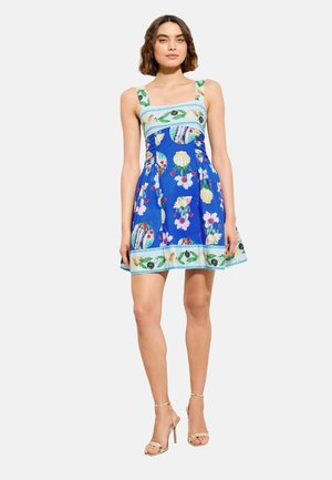 Lipsy, REGULAR FIT - SCARF PRINT MINI DRESS . - Freizeitkleid - x mandy sade blue