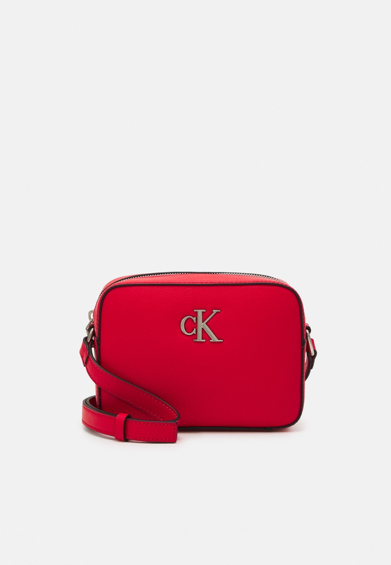 Calvin Klein Jeans MINIMAL MONOGRAM CAMERA BAG Across body bag candy apple/red Zalando.co.uk