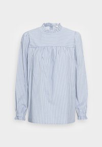 Blouse à manches longues bleu clair avec rayures blanches verticales, col montant froufrouté, corsage froncé et poignets élastiques. Tissu en coton doux.