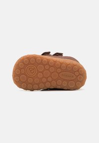 Bisgaard HALE UNISEX - Babyschoenen - brown