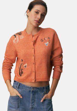 TALL FIT - CREW NECK - Gilet - orange embroidery