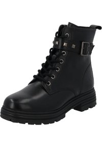 Las botas negras de cuero hasta el tobillo presentan un diseño de cordones, acentos de correa con tachuelas y una suela resistente para mayor tracción. Puntera redonda y cuello acolchado.