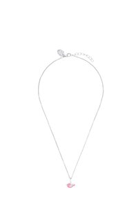 Collana in argento con pendente a forma di uccello rosa con dettagli bianchi. La catena ha una lunghezza regolabile con un piccolo gancio.