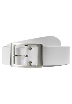 Weißer Leder-Gürtel mit einer rechteckigen silbernen Metallschnalle und einem Dorn, der eine glatte Textur und ein minimalistisches Design aufweist.