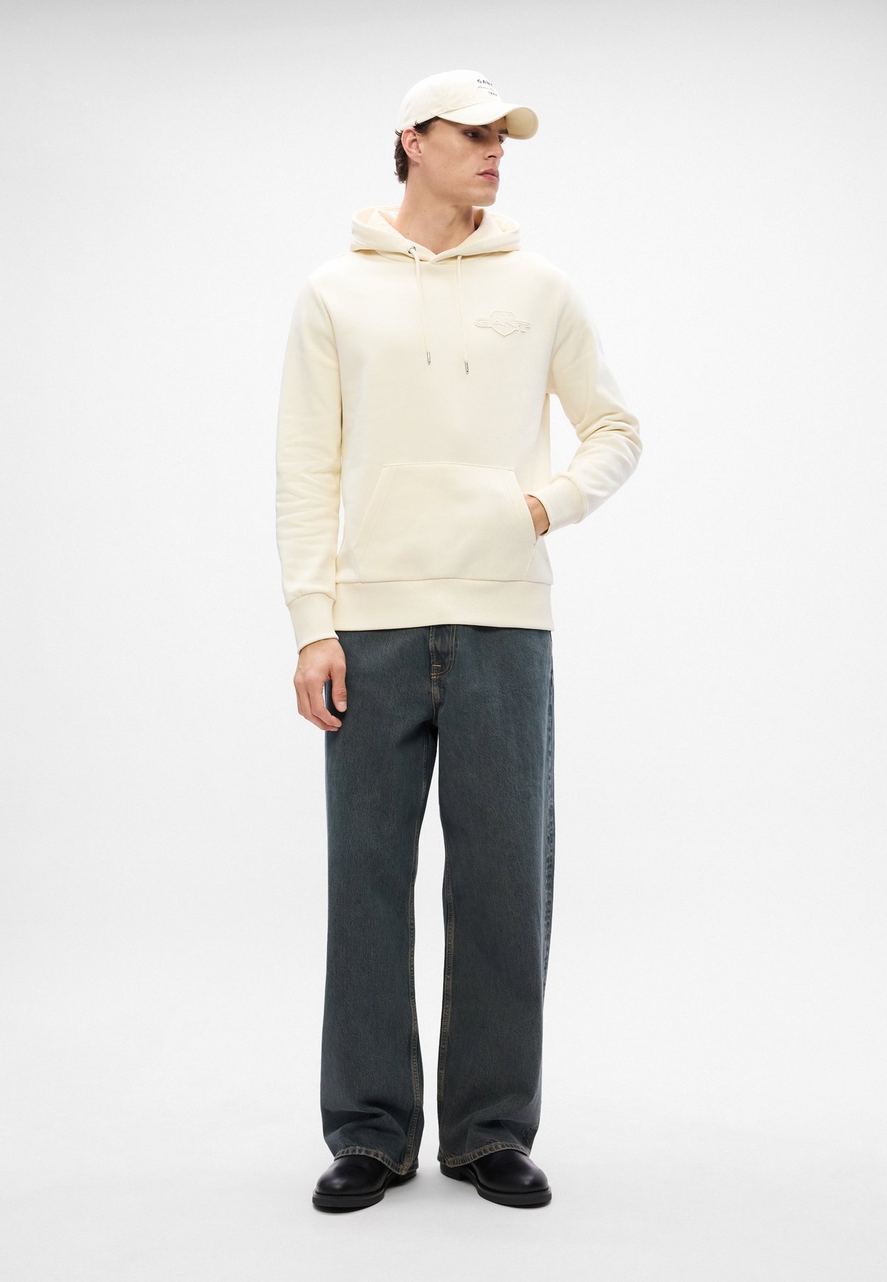 TONAL SHIELD HOODIE
