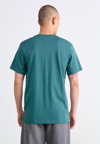 Jordan JUMPMAN FLIGHT TEE - Camiseta estampada - oxidized green