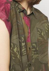 Desigual Blusa - khaki