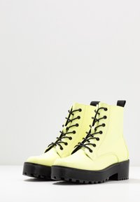 Even&Odd Botines con plataforma - neon yellow