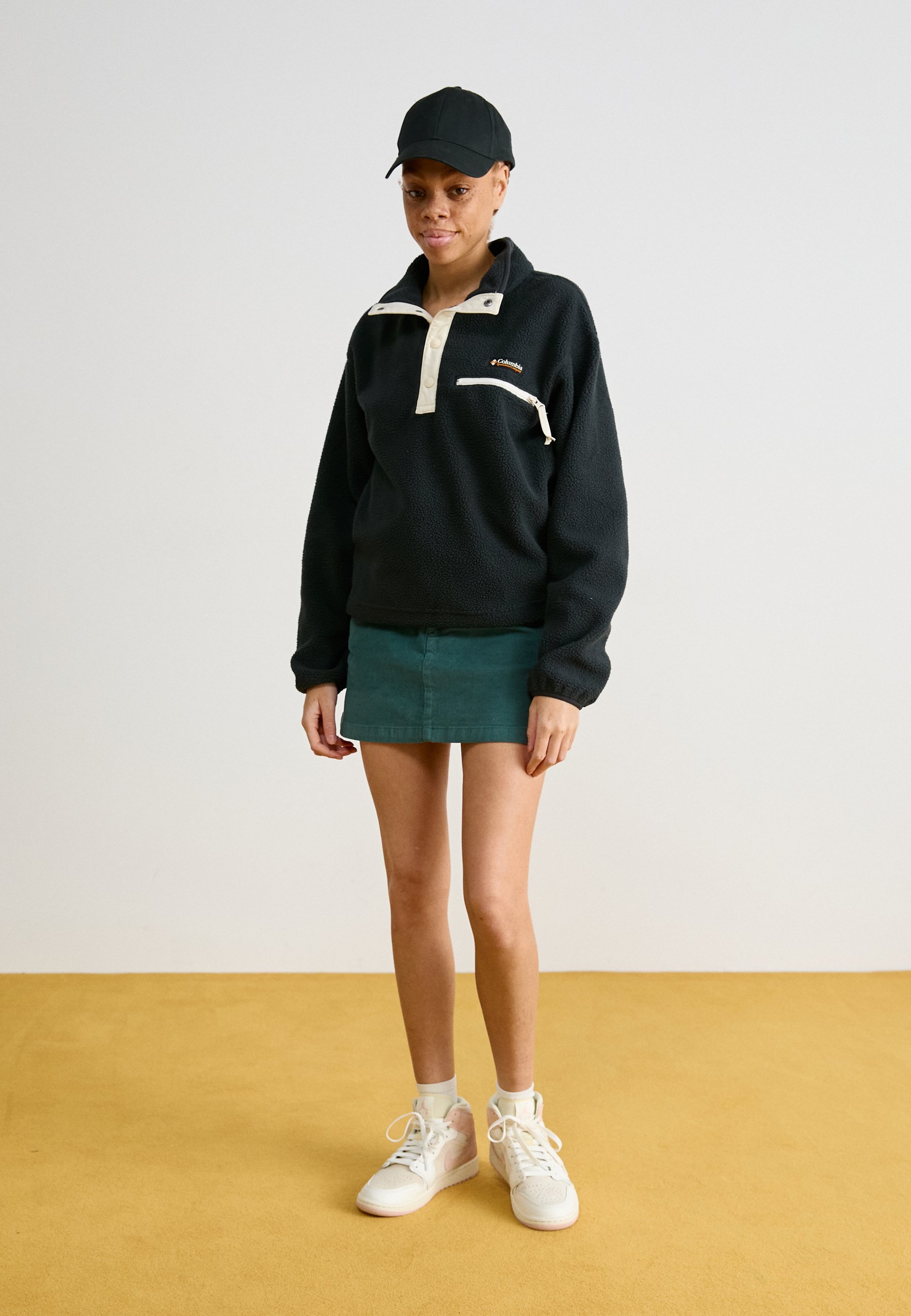 Columbia HELVETIA CROPPED HALF SNAP - Fleece jumper - black