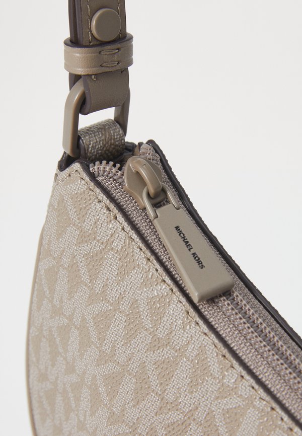 POUCHETTE - Handbag - birch3