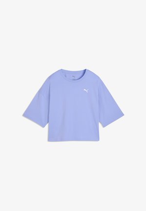 Fioletowy krótki crop top z krótkim rękawem, okrągłym dekoltem i białym logo Puma na piersi.