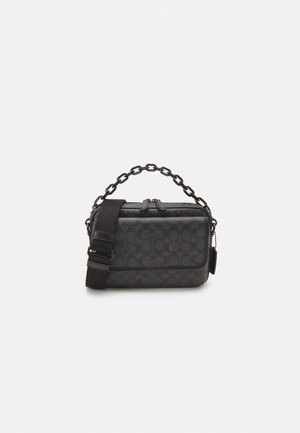 Coach CHARTER FLAP CROSSBODY 24 IN SIGNATURE - Rankinė per petį - charcoal