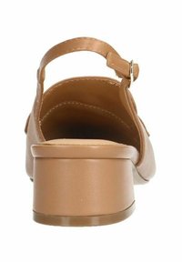 Tan sandalen met hak, voorzien van een verstelbare enkelband, ronde neus, een gladde leren textuur en een lage blokhak. De binnenkant is gevoerd.