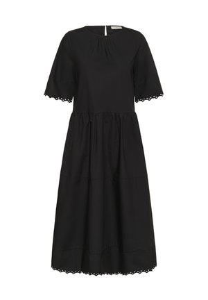Schwarzes Midikleid mit kurzen Ärmeln, rundem Ausschnitt, geraffter Taille und gewelltem Spitzenabschluss an Ärmeln und Saum.