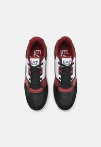 EA7 Emporio Armani BASKET UNISEX - Sportcipő - optic white/racer red/black