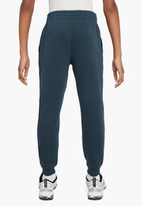 Nike Sportswear KYLIAN MBAPPÉ CLUB UNISEX - Pantalon de survêtement - armory navy