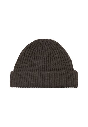 Donkergrijze geribbelde gebreide beanie met opgerolde manchette, ontworpen voor warmte en casual gebruik.