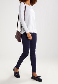 Cartoon Stickad tröja - light grey