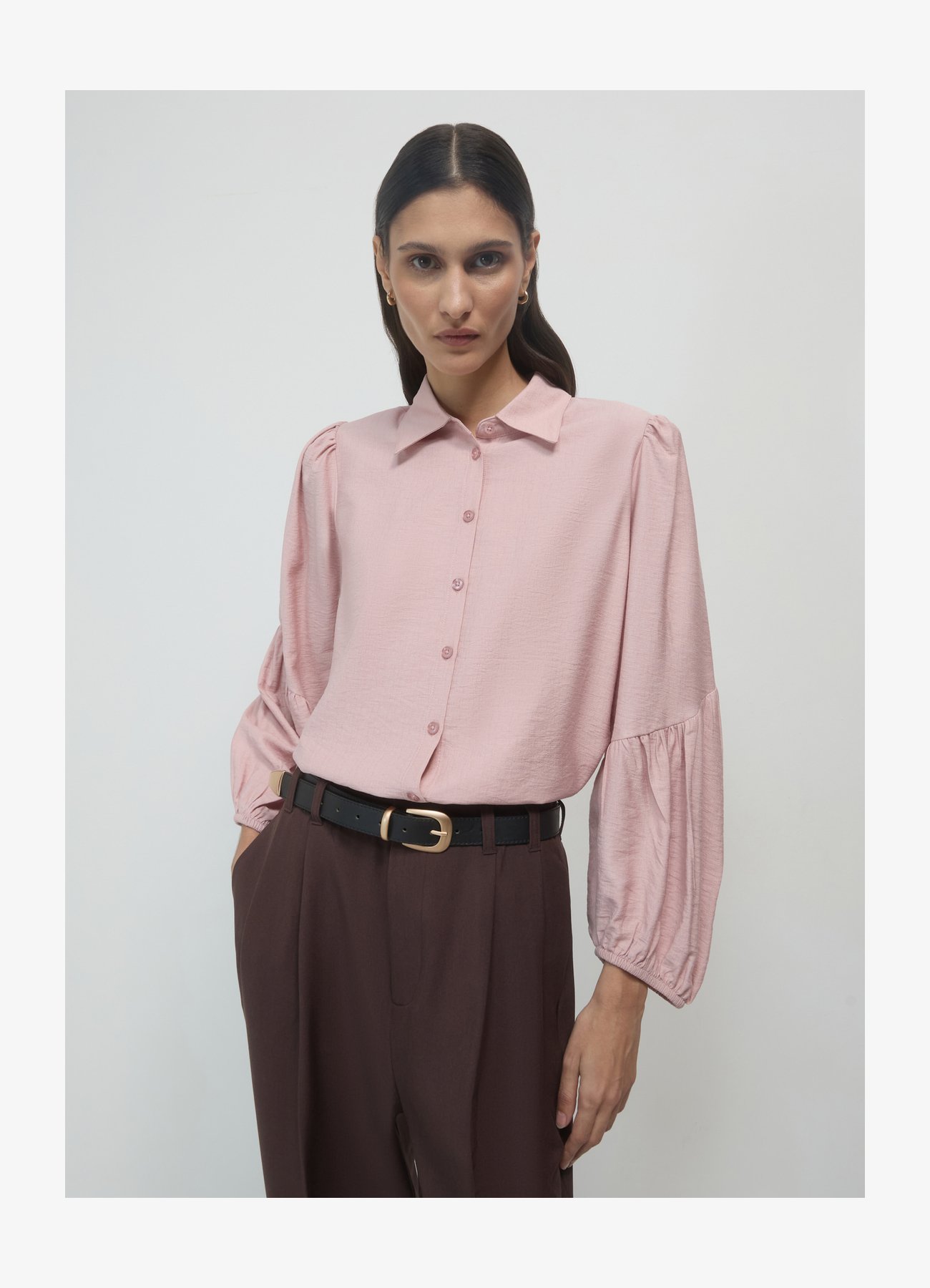 Gildan Camicia Uomo A Maniche Lunghe | Cotone Ultra Morbido | Colore Rosa | Maglia Con Bottoni