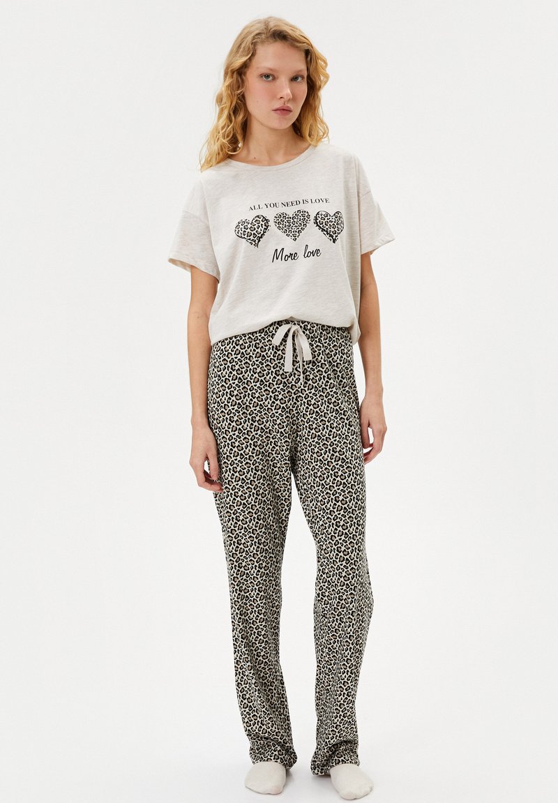 Koton LEOPARD PINTED SHORT SLEEVE SET - Pijama - brown