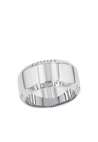 Ampia fedina d'argento con una superficie liscia e lucidata. Incisa "JOOP!" su entrambi i lati, con un design elegante e moderno.