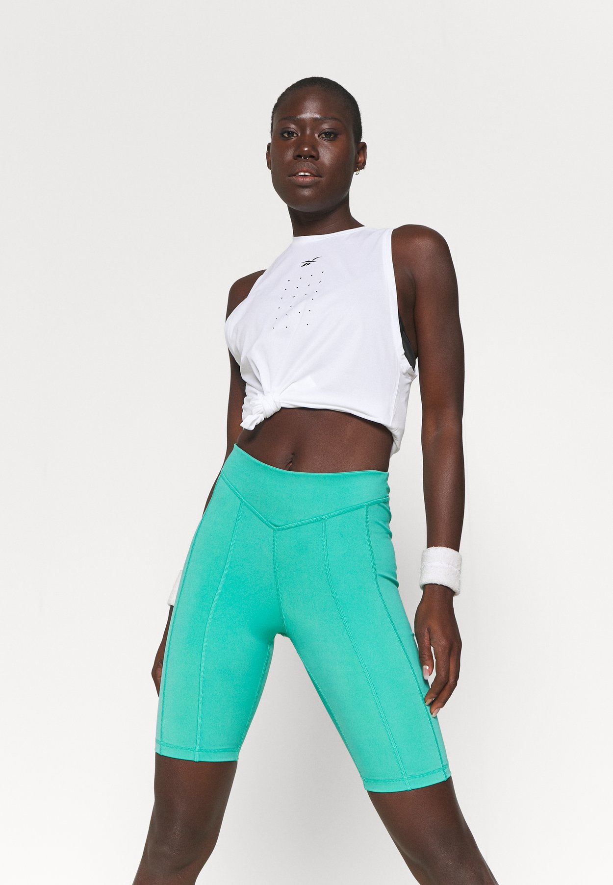 TWO TONE STUDIO SHORT