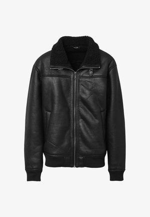 Giubbotto di pelle nera con zip frontale, colletto in sherpa, polsini e orlo a costine. Due tasche laterali e dettagli di cucitura sulle spalle.