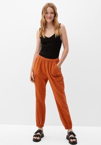 QS REGULAR - Cargobroek - dark orange