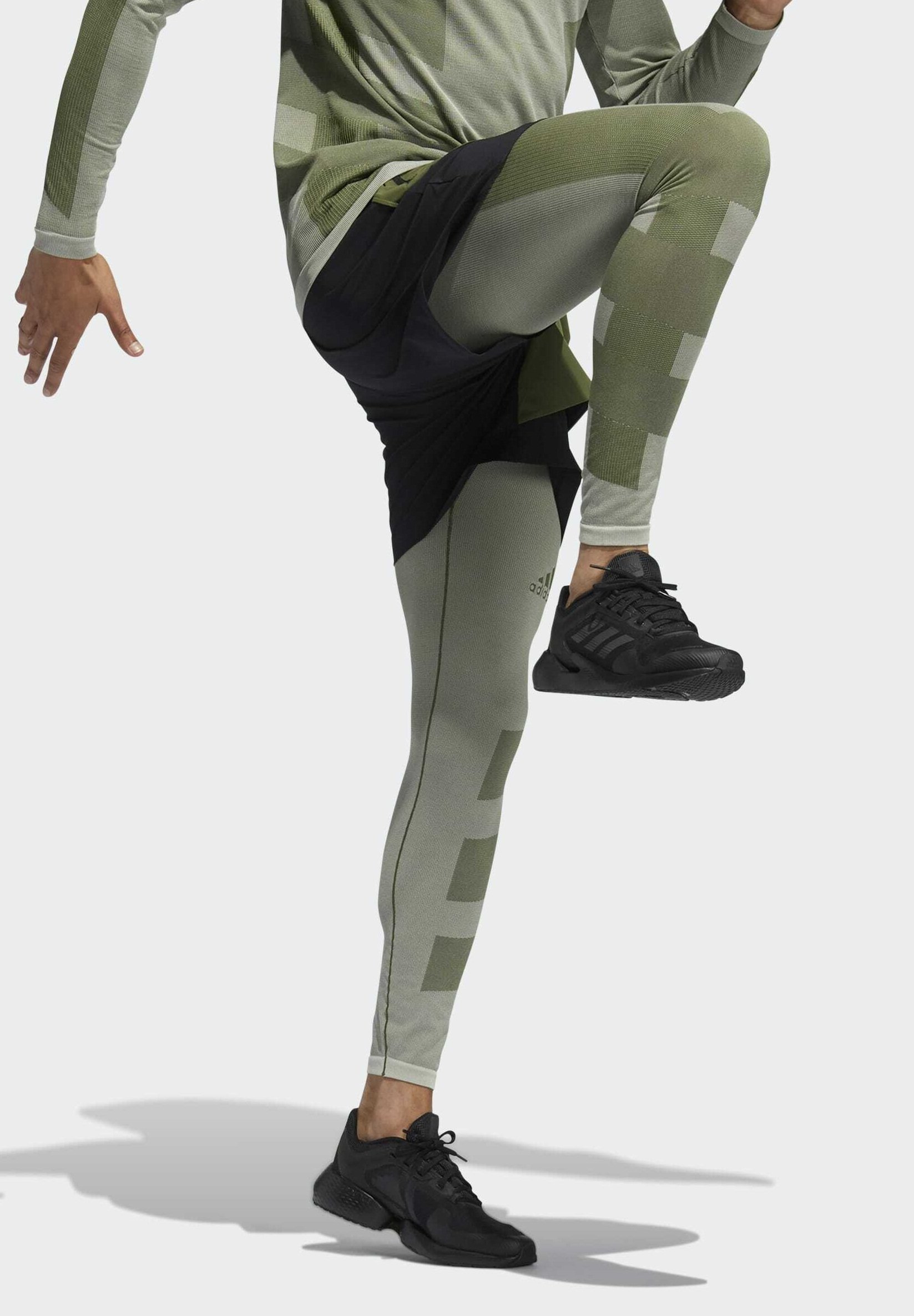 adidas Performance STUDIO TECH SHORTS 