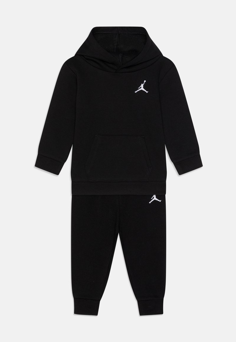 mens tracksuit jordan