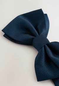Unselected, navy