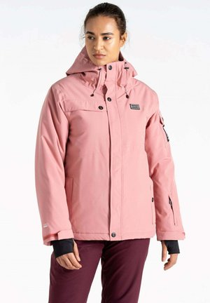 Rosa isolierte Jacke mit Kapuze, ausgestattet mit Fronttaschen, elastischen Bündchen und einem Logo-Patch. Glattes, wasserdichtes Material mit lockerer Passform.