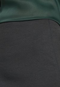 DRYKORN RAKAS - Minijupe - black