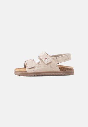 Tommy Hilfiger FRANCIS UNISEX - Σανδάλια - beige