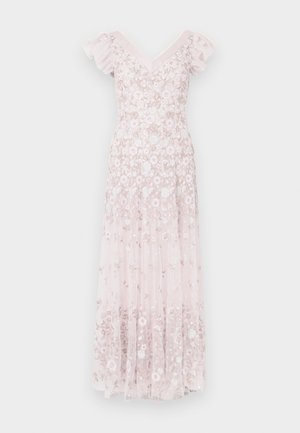 Ροζ φορέματα με κεντήματα από λουλούδια, με ντεκολτέ σε σχήμα V, κοντά μανίκια με βολάν και ρευστή φούστα. Απαλό, διάφανο ύφασμα με λεπτή υφή.