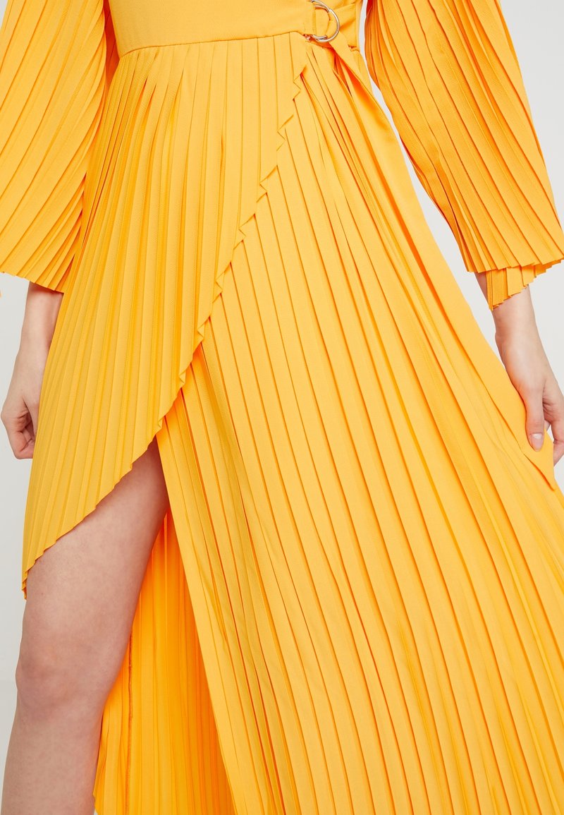 Selected Maxi dress - yellow - (Pre-owned) - Zalando.ie
