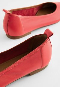 Next SIGNATURE SQUARE TOE  - Baleriinad - pink