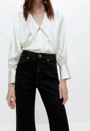 Uterqüe Blusa - white