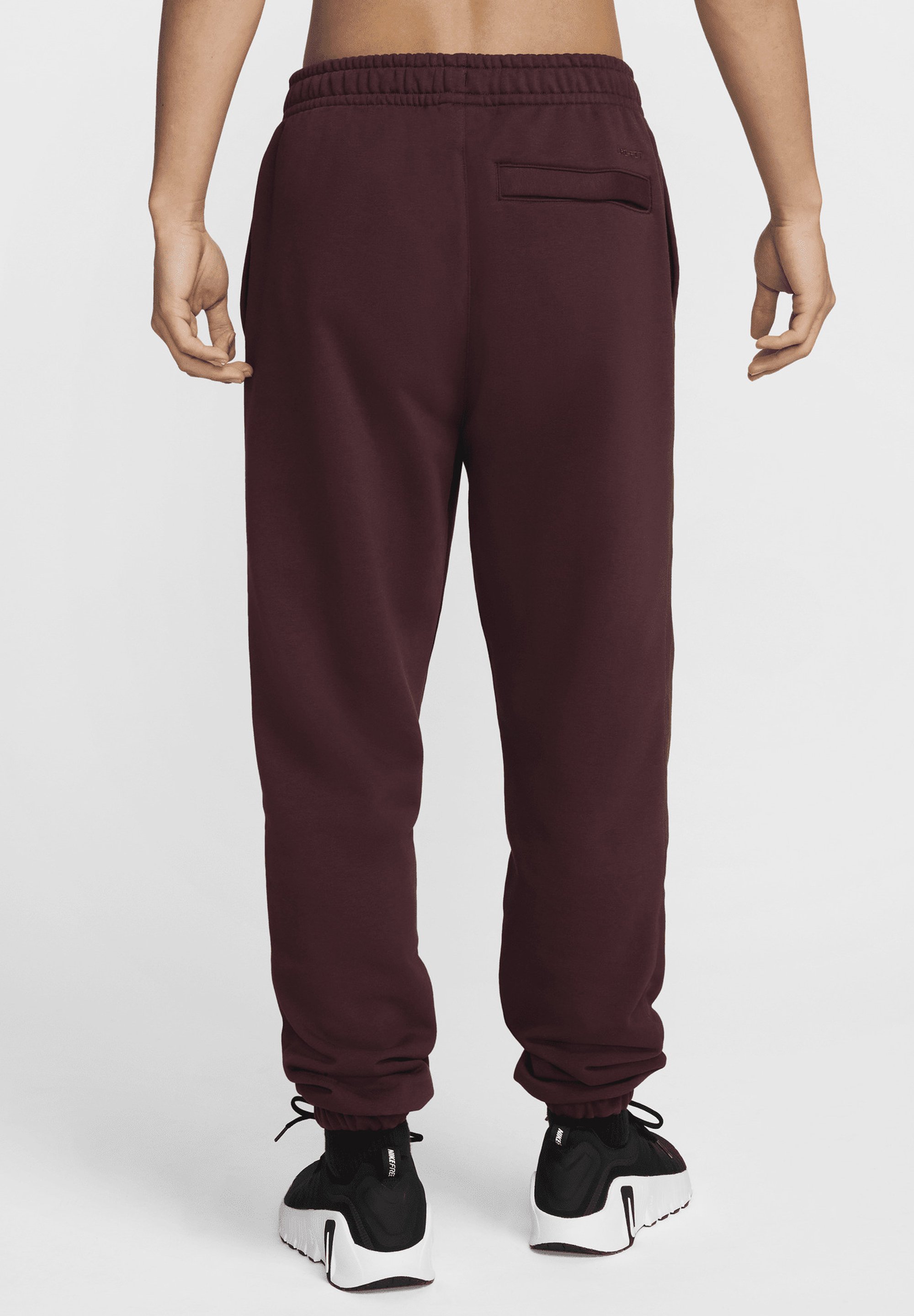 nike joggers maroon
